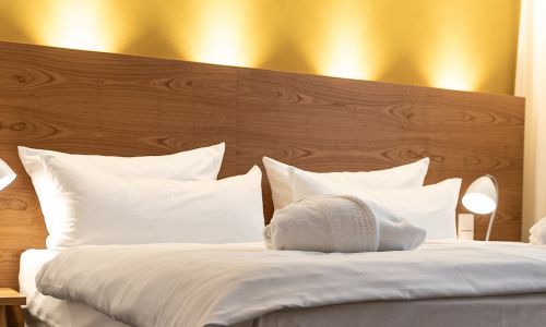 Bed in superior room | Hotel Adler Asperg near Ludwigsburg